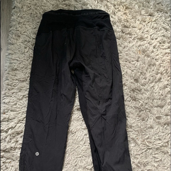 Lululemon Dance Studio Crop 25” - Picture 6 of 10